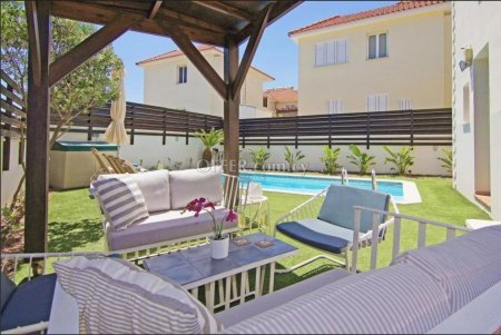 Detached Home with Pool in Pernera