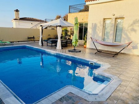 Spacious Furnished Bungalow with Pool in Kivides