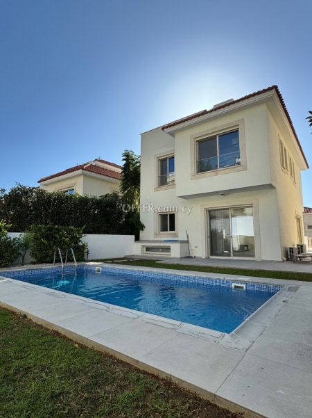 House (Detached) in Moutagiaka, Limassol for Sale