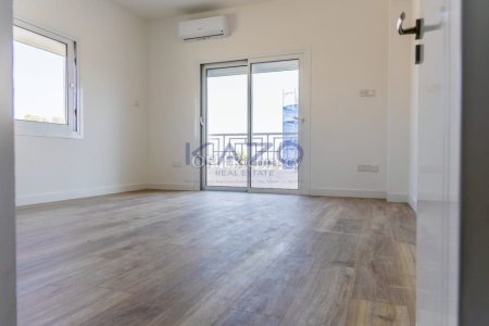 For Rent 55 sqm Office Just Renovated in Omonoia area