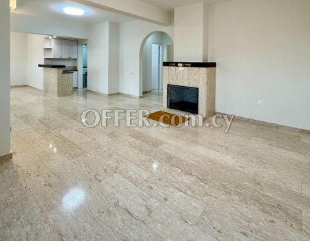 A beautiful three bedrooms apartment is now available for rent in Agious Omologites area.