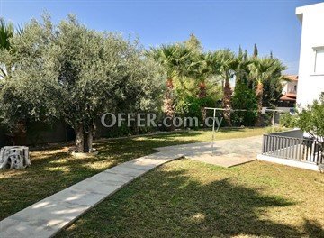 7 Bedroom Villa  In Latsia, Nicosia