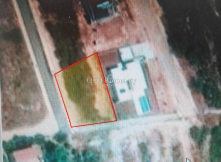 RESIDEMTIAL PLOT OF 690 M2 IN SOUNI