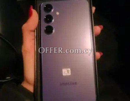 Καινούριο κινητό Samsung Galaxy S24plus