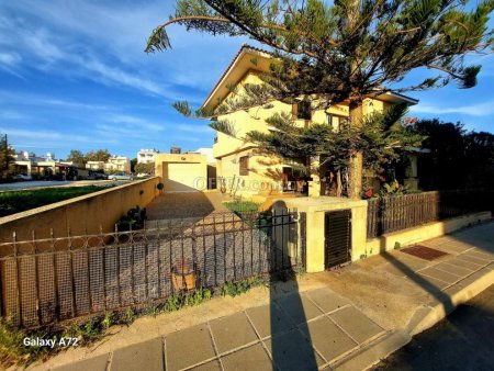 Spacious Detached Villa for Rent with Pool in Paphos