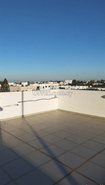 Spacious 2 Bedroom Penthouse With Roof Garden  In Lakatamia, Nicosia