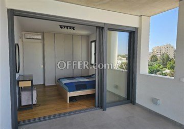 Spacious And Modern 3 Bedroom Apartment With Roof Garden  In Prime Loc