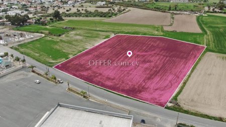 Share Residential field in Aradippou Larnaca