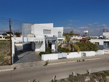 5 Bedroom House  In Lakatameia, Nicosia