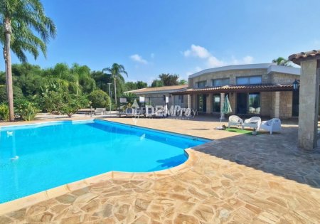 Villa For Rent in Emba, Paphos - DP4506