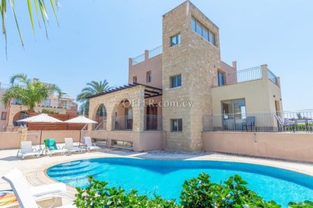 4 Bed Detached Villa for rent in Argaka, Paphos