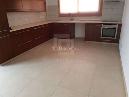 Beautiful huge 3 bedroom whole floor apartment in Neapolis Limassol Cyprus