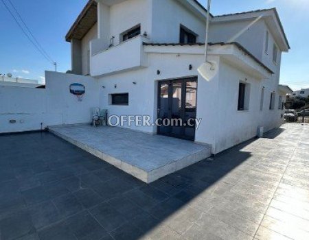 For Sale, A Modern Four-Bedroom Semi-Detached House in Tseri