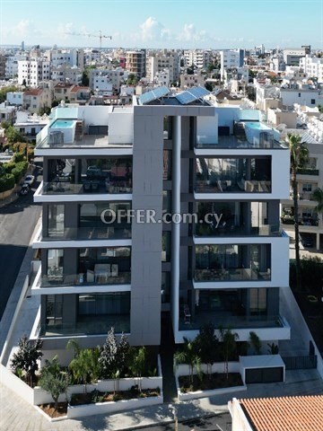 Ready To Move In 3 Bedroom Penthouse With Roof Garden & Swimming Pool 