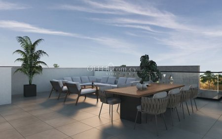 TWO BEDROOM TOP FLOOR APARTMENT WITH ROOF GARDEN IN KAPSALOS AREA,