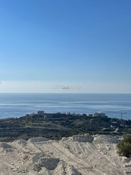 Field for Sale in Agios Tychon, Limassol