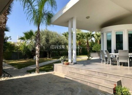 Luxurious,  7 bedroom villa in Latsia, Nicosia