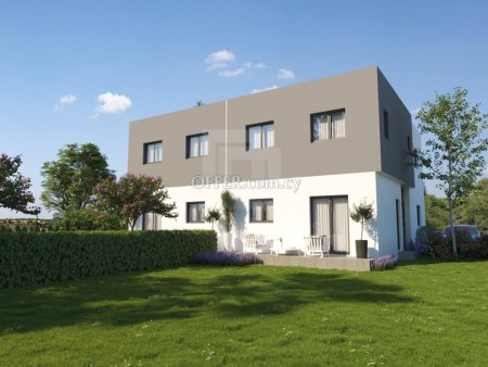 Three bedroom modern House in Psimolofou in a big plot of 340m2