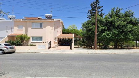 New For Sale €380,000 Maisonette 4 bedrooms, Semi-detached Strovolos Nicosia