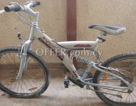 For sale Mountain bike apex cross. Πωλείται ποδήλατο του βούνου apex cross