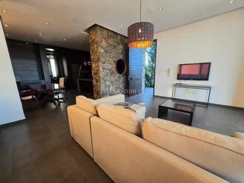 3 Bed Bungalow for rent in Pyrgos Lemesou, Limassol - Main Photo